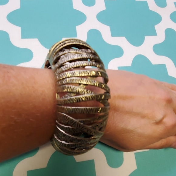 bracelet - Picture 2 of 3